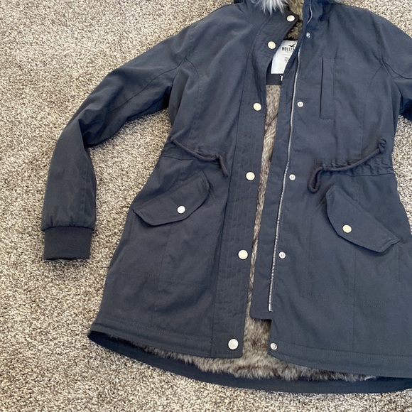 Hollister jacket - Picture 4 of 10